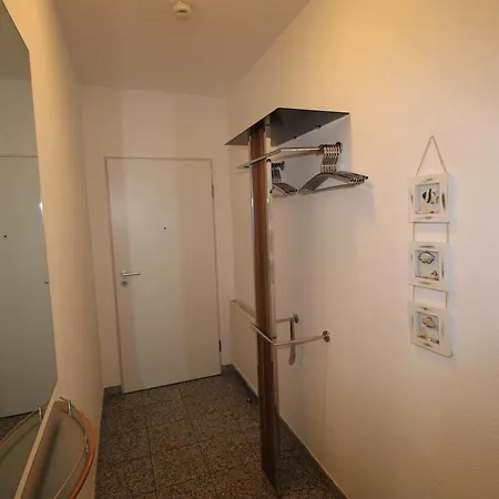 Apartment A Cappella *