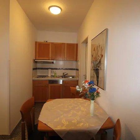 A Cappella Apartment *