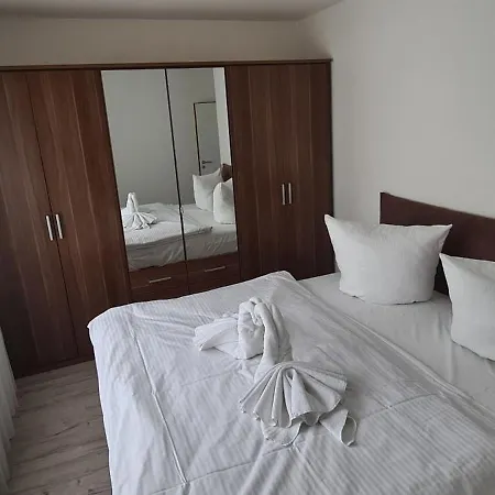 Apartment A Cappella *